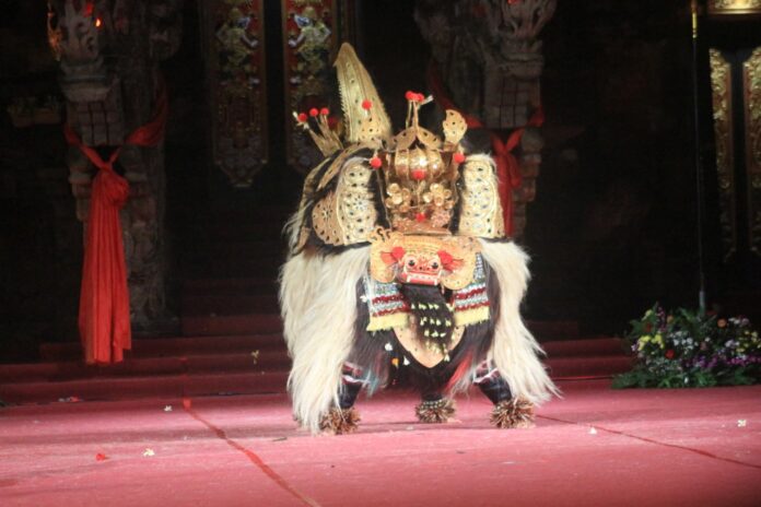 Kembalinya Sang Legenda Utara: Barong Ket Buleleng Memukau di Debut PKB 2025