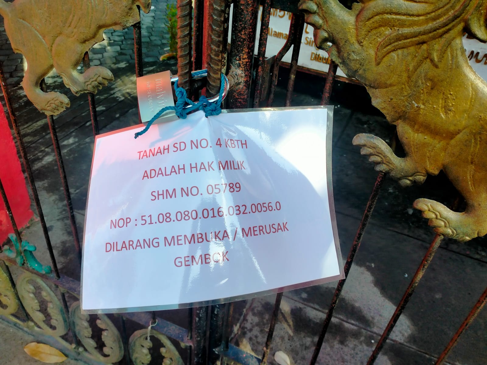 Nasib Pilu Siswa SDN 4 dan 5 Kubutambahan: Sekolah Disegel, Belajar Pun Tak Bisa