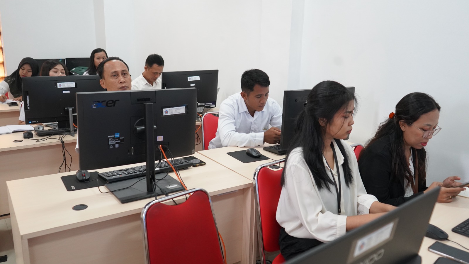 Pelatihan E-Surat dan TTE Sasar Tingkat SD, Dinas Kominfosanti Targetkan Tahun Ini Tuntas