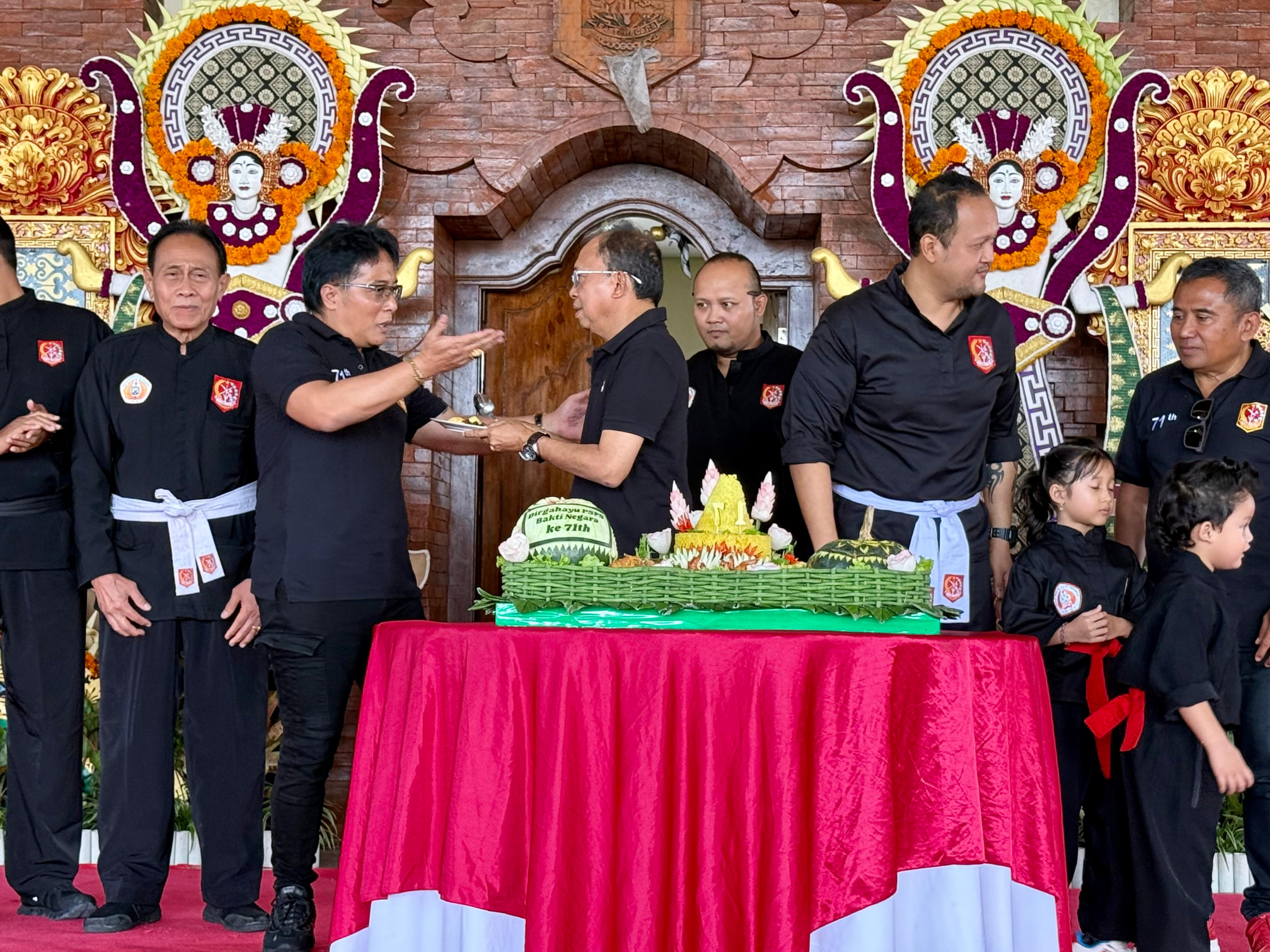 Gubernur Bali Wayan Koster Dukung PSPS Bakti Negara hingga Tingkat Desa