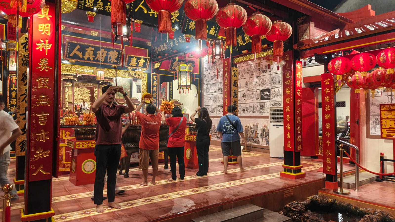 TITD Ling Gwan Kiong Singaraja Gaungkan Kebhinekaan Lewat Imlek 2577