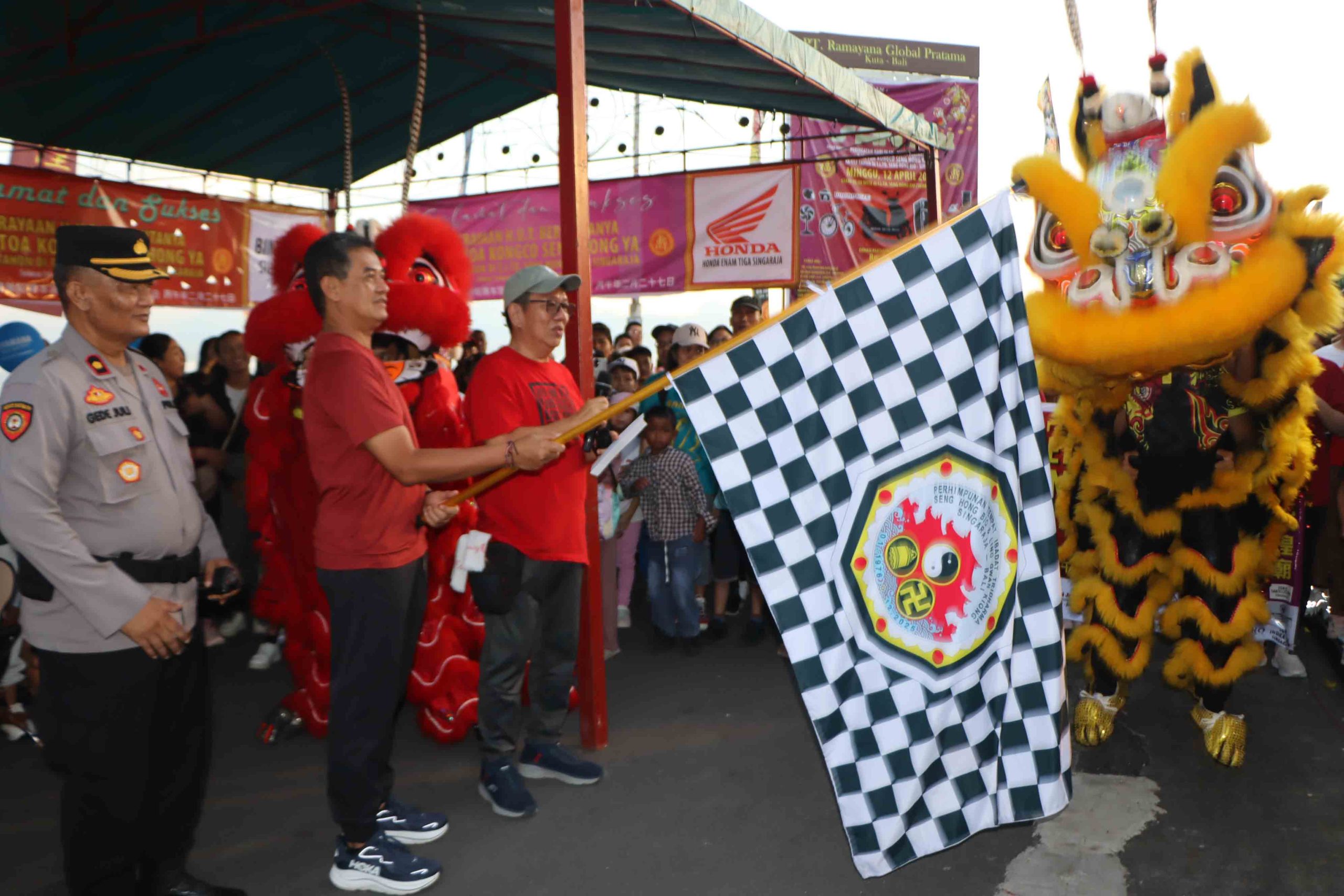 Wabup Supriatna Hadiri Jalan Santai Perayaan Kongco Seng Hong Ya ke-117, Ajak Warga Perkuat Kebersamaan