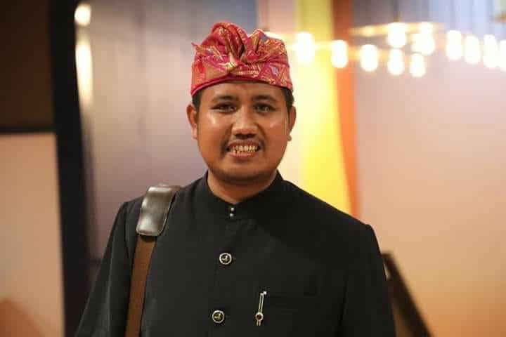 Tumpek Landep : Landeping IDEP (Pikiran) Menuju Penguatan Diri Menghadapi Kecerdasan Buatan Saat Ini.