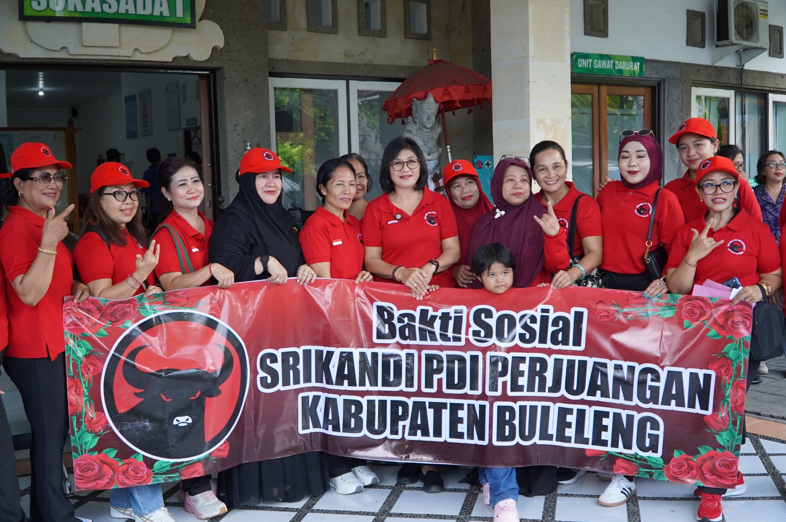 Sinergi Semangat Hari Kartini, Srikandi PDI Perjuangan Buleleng Gelar Baksos Peduli Kesehatan Ibu dan Anak di Sukasada