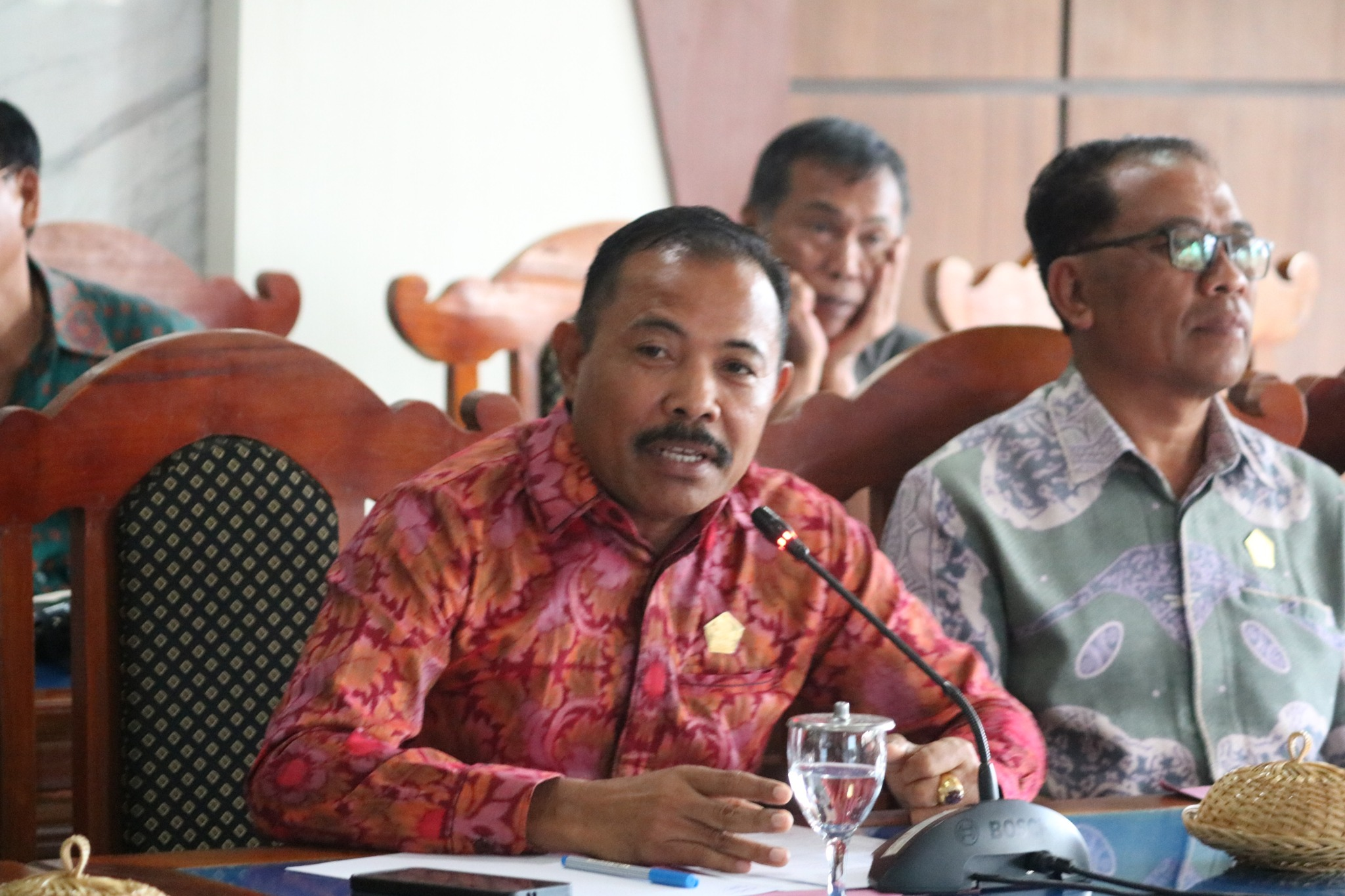 Ranperda Pajak dan Retribusi Disetujui, DPRD Buleleng Tekankan Edukasi UMKM dan Antisipasi Kebocoran Pendapatan