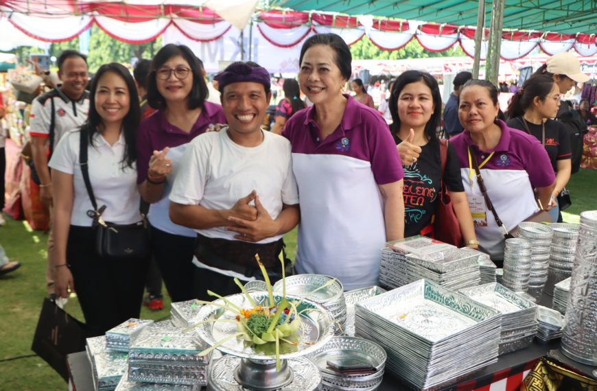 Belanja Produk Lokal, Berbagi Kepedulian: Pasar Rakyat Buleleng Catat Transaksi Rp744 Juta