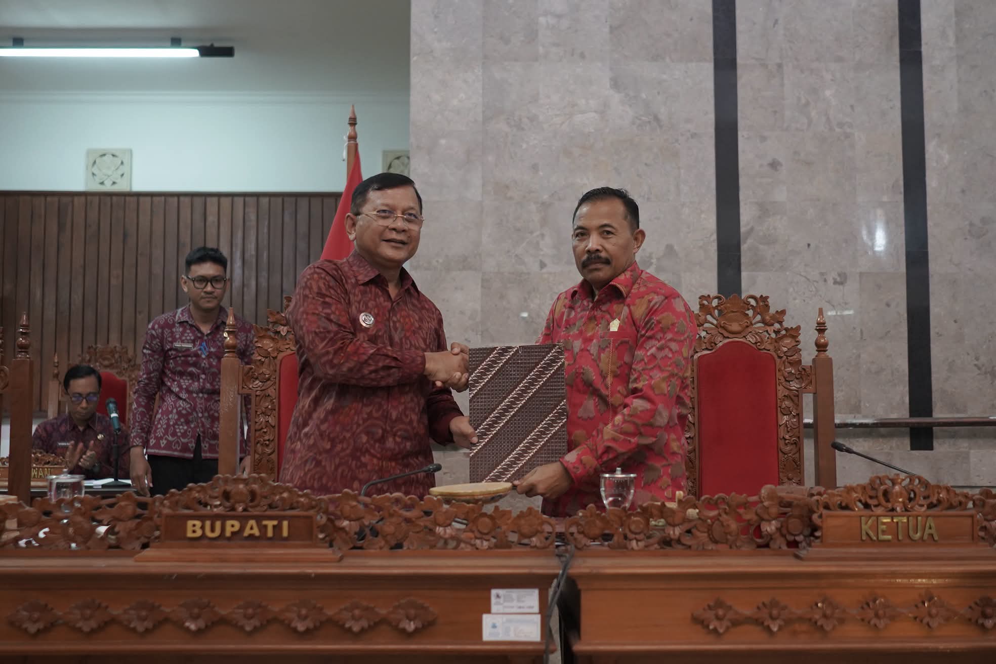 DPRD Buleleng Setujui Tiga Ranperda Strategis, Bahas Perubahan Pengelolaan Aset dan Pertanggungjawaban APBD 2025