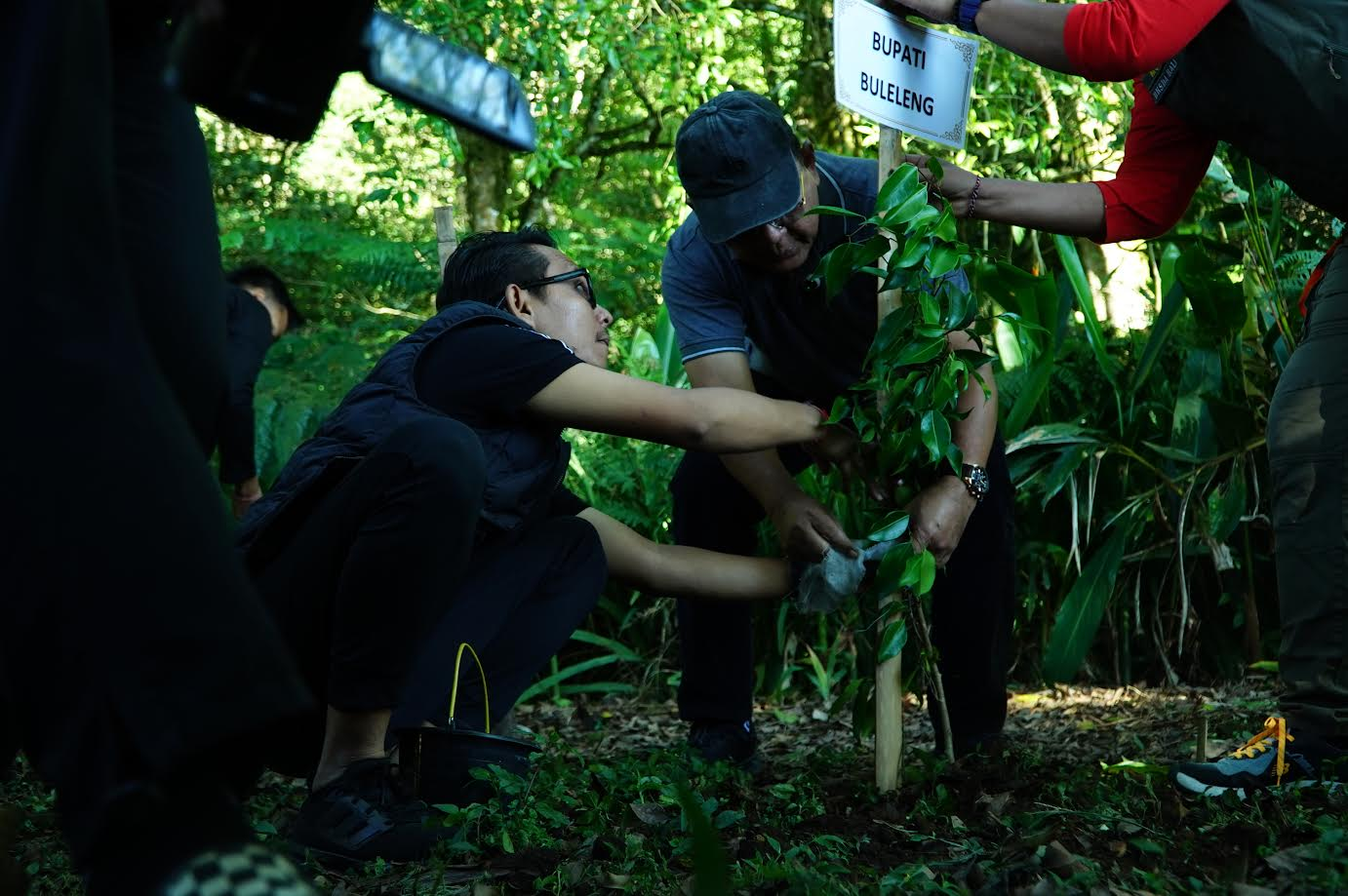 Dari Tamblingan, Bupati Buleleng Serukan Pertobatan Ekologis dan Perubahan Pola Kelola Sampah