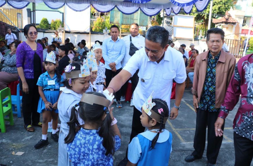 Supriatna Resmikan MPLW Saraswati Singaraja, Pendidikan Berkarakter Jadi Prioritas