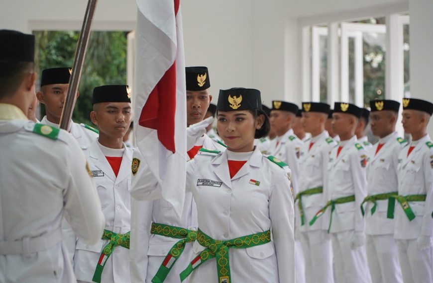 70 Paskibraka Buleleng Dikukuhkan, Bupati: Jaga Semangat Nasionalisme dan Kedisiplinan