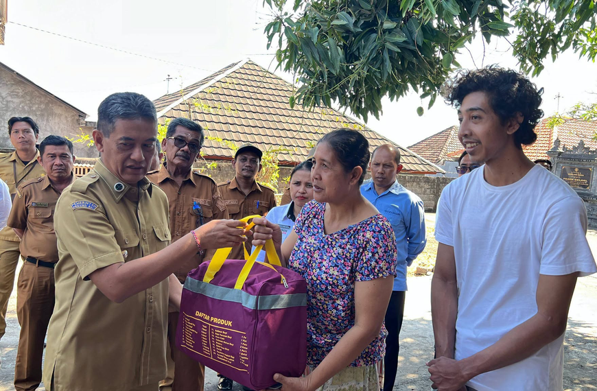 Supriatna Pastikan Warga Sangsit Terdampak Angin Kencang Mendapat Penanganan