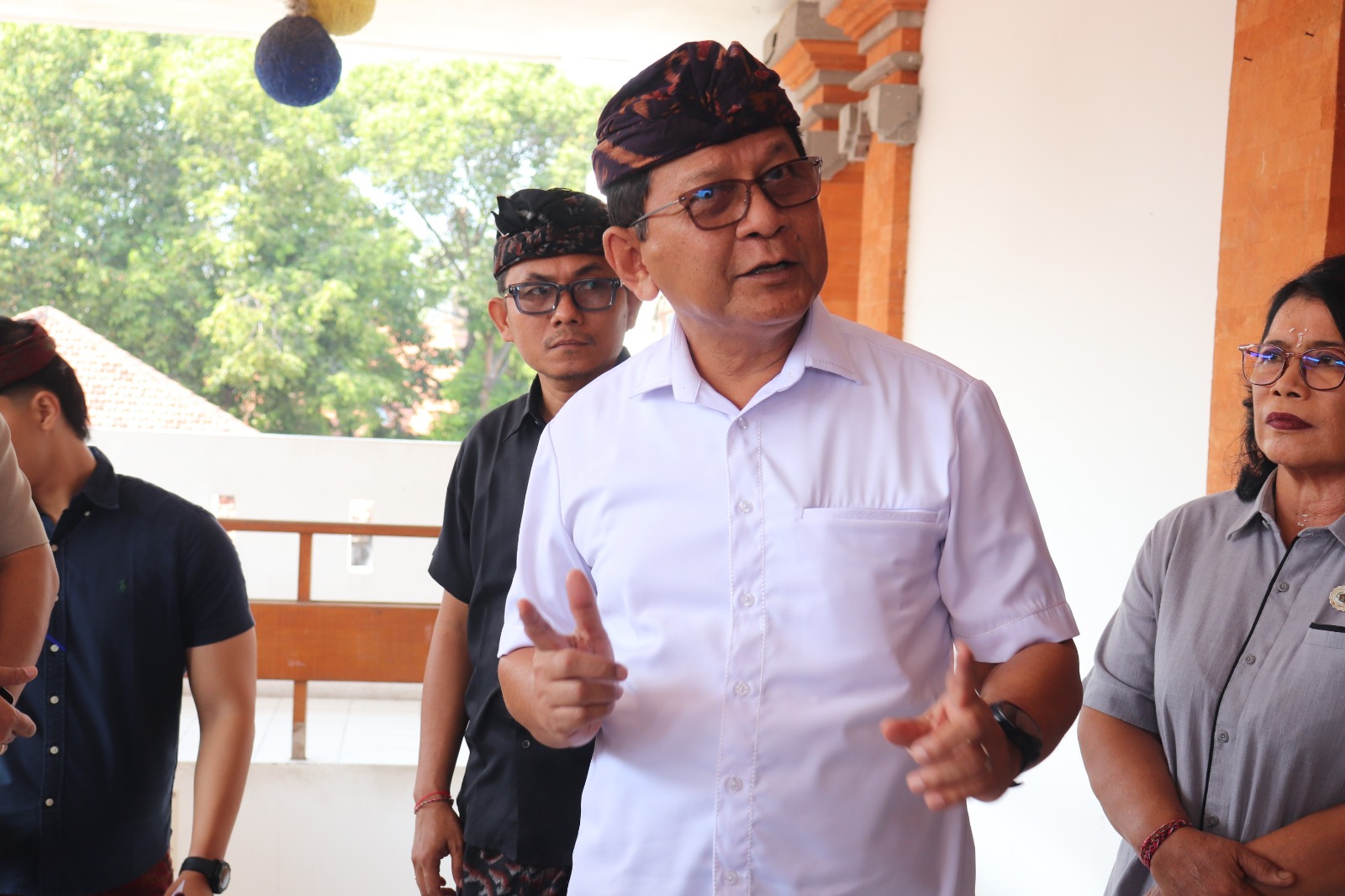 Bupati Sutjidra Tekankan Digitalisasi dan Transparansi Perizinan untuk Dukung Investasi di Buleleng